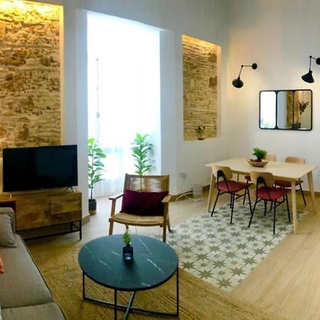 Gatu Premium Villa Libertad, Preferente Mayores De 25 Anos Y Familias Кадис Экстерьер фото