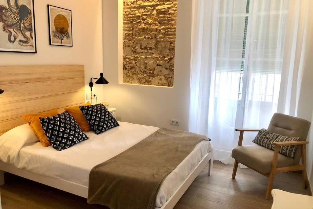Gatu Premium Villa Libertad, Preferente Mayores De 25 Anos Y Familias Кадис Экстерьер фото